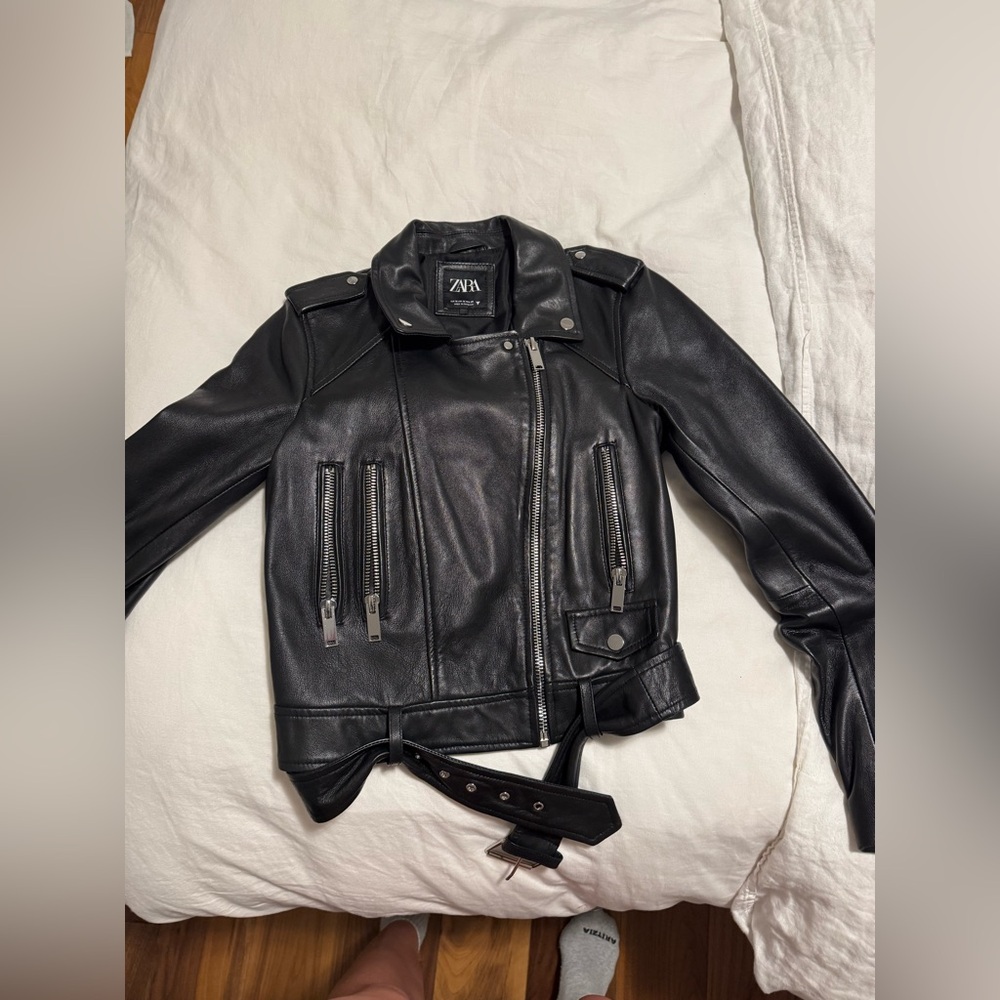 Zara Black Moto Biker Jacket buttery soft faux leather semi cropped M 6 8 10 - Picture 6 of 6